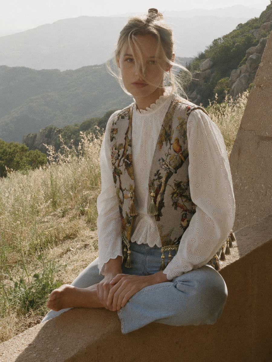 Vintage Meadow Yelek