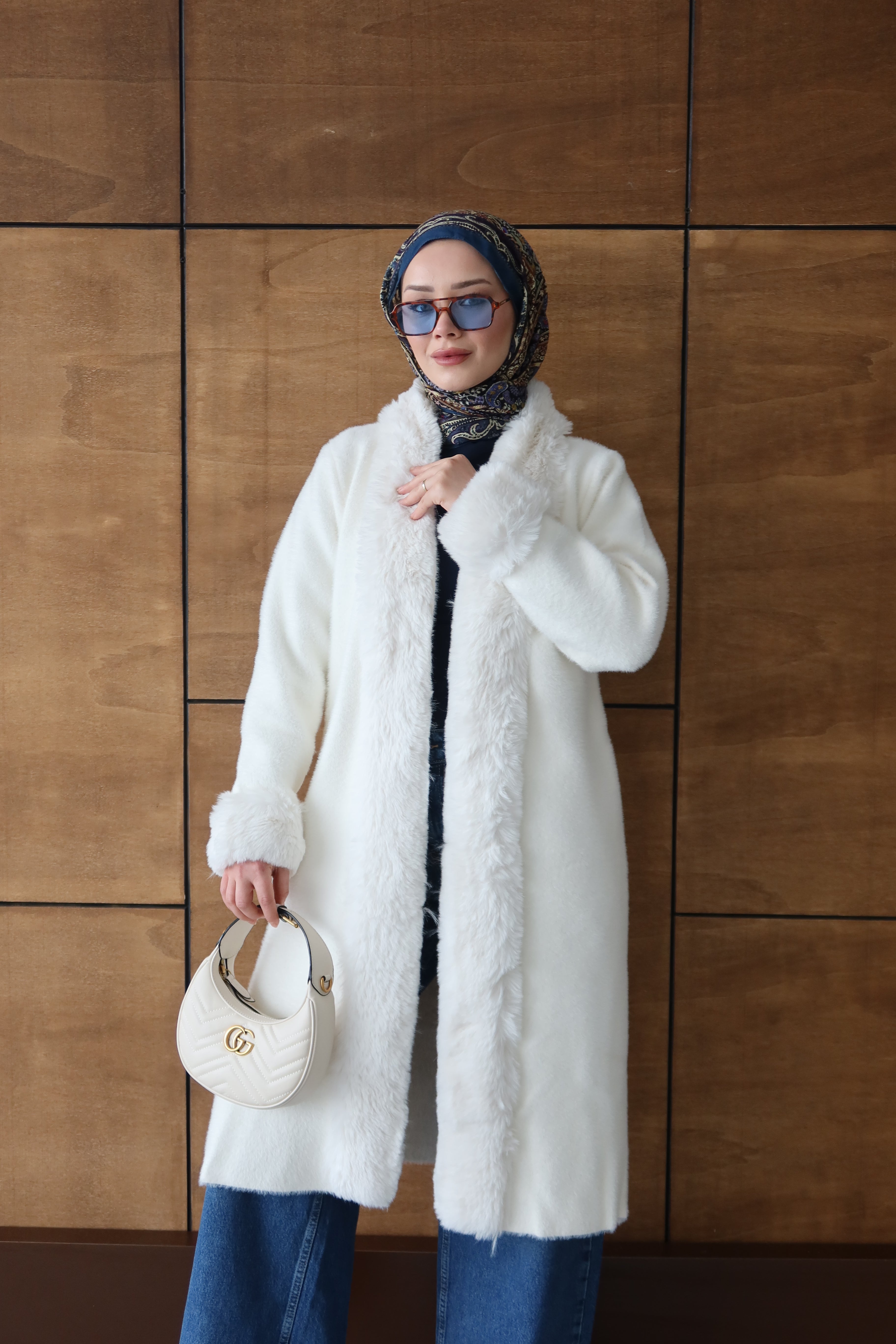 Önü Kürklü Angora Kaban