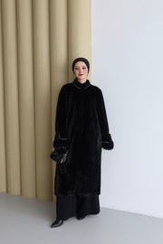 Kürk Taş Detaylı Kaban Siyah