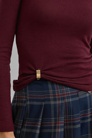 Aksesuar Detaylı Balıkcı Yaka Top-Bordo