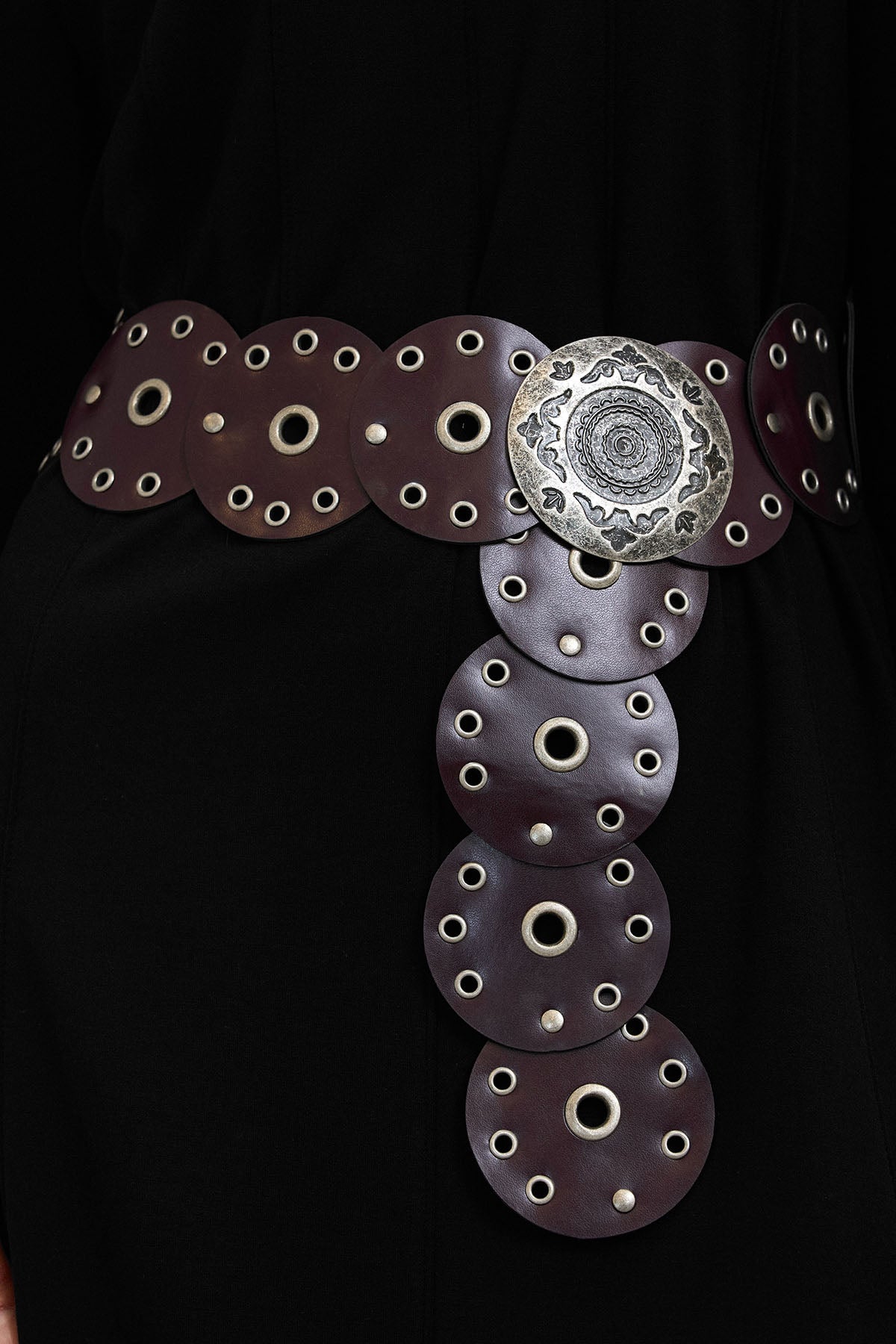 Zımbalı Suni Deri Kemer