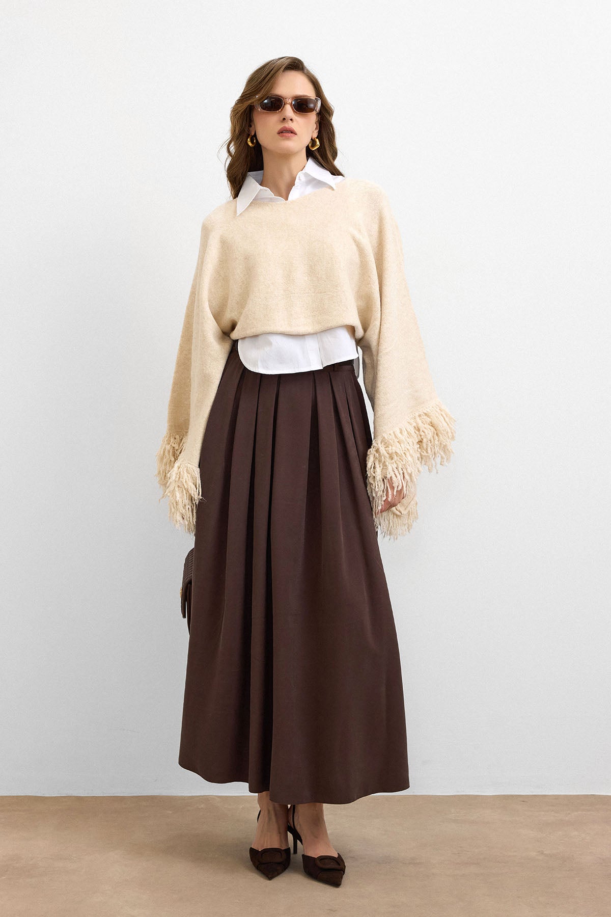 Püsküllü Triko Crop Kazak Krem