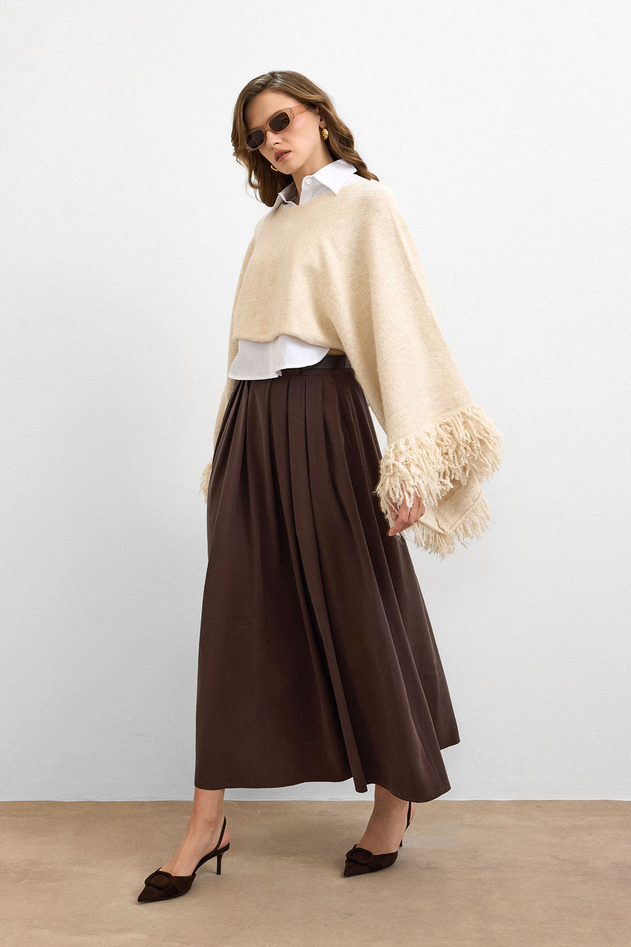 Püsküllü Triko Crop Kazak Krem