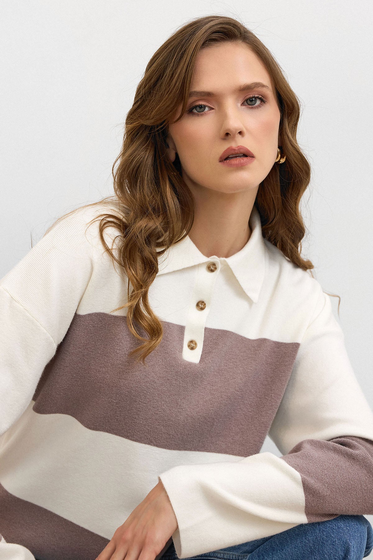 Blok Çizgili Triko Kazak Krem – Vizon