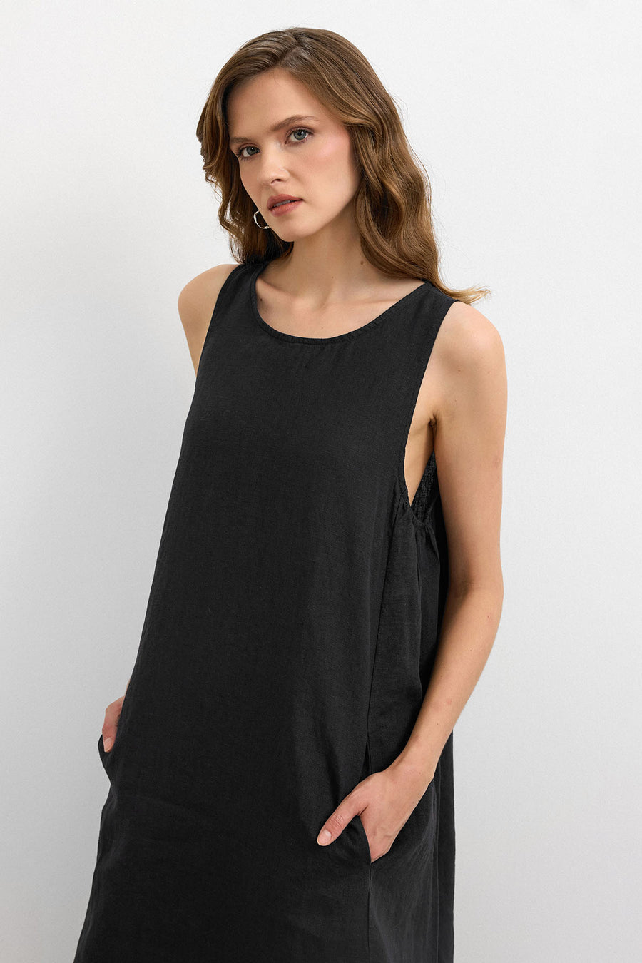 %100 Keten Sıfır Kol Elbise Siyah