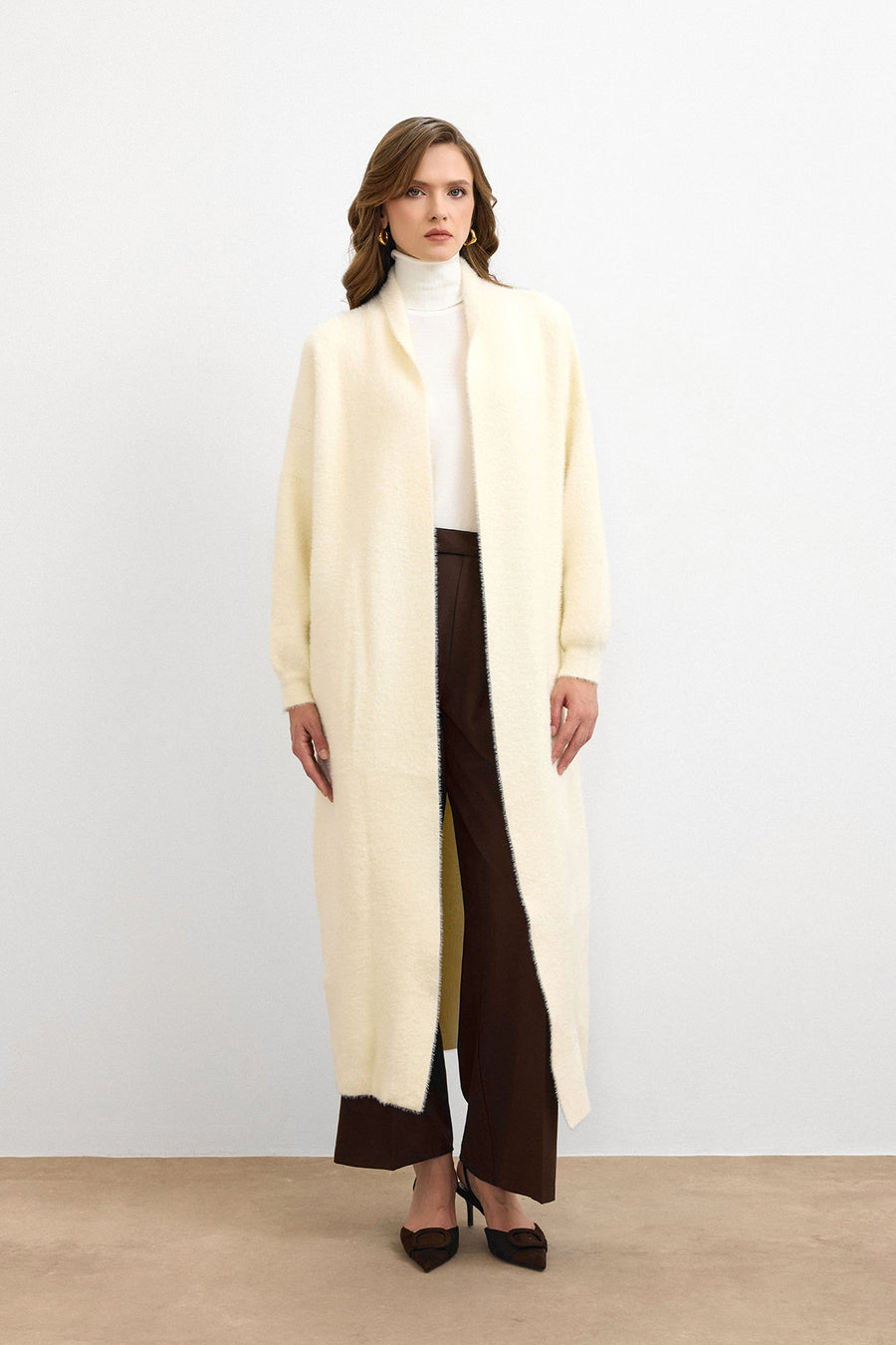 Sakal İplik Model Uzun Hırka -Vanilya