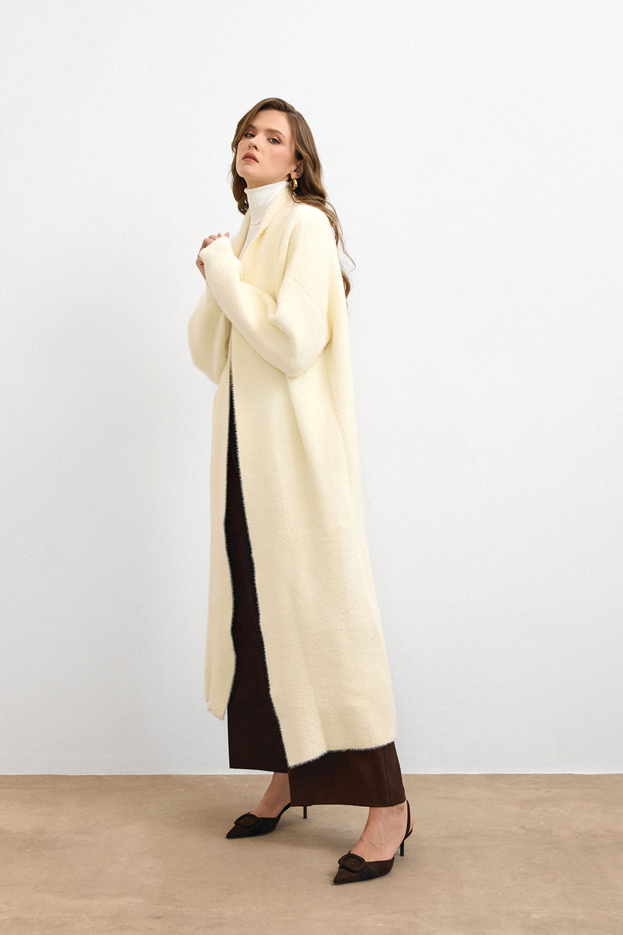 Sakal İplik Model Uzun Hırka -Vanilya