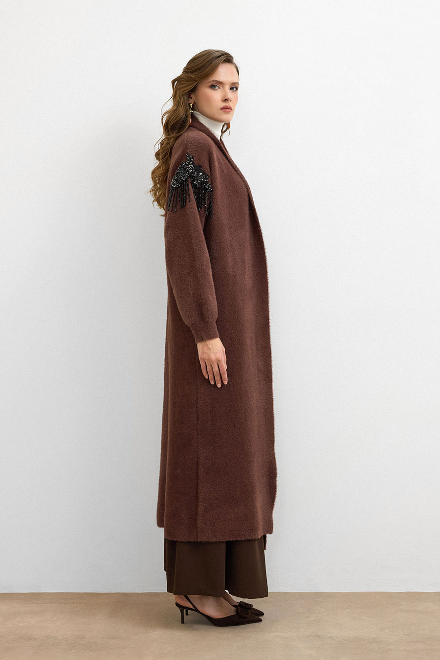 Omuz Taş İşlemeli Uzun Hırka Kahve