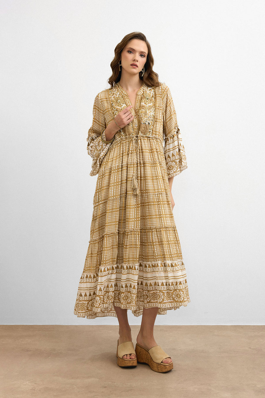 IBBN-43039 Bej Harmony Elbise