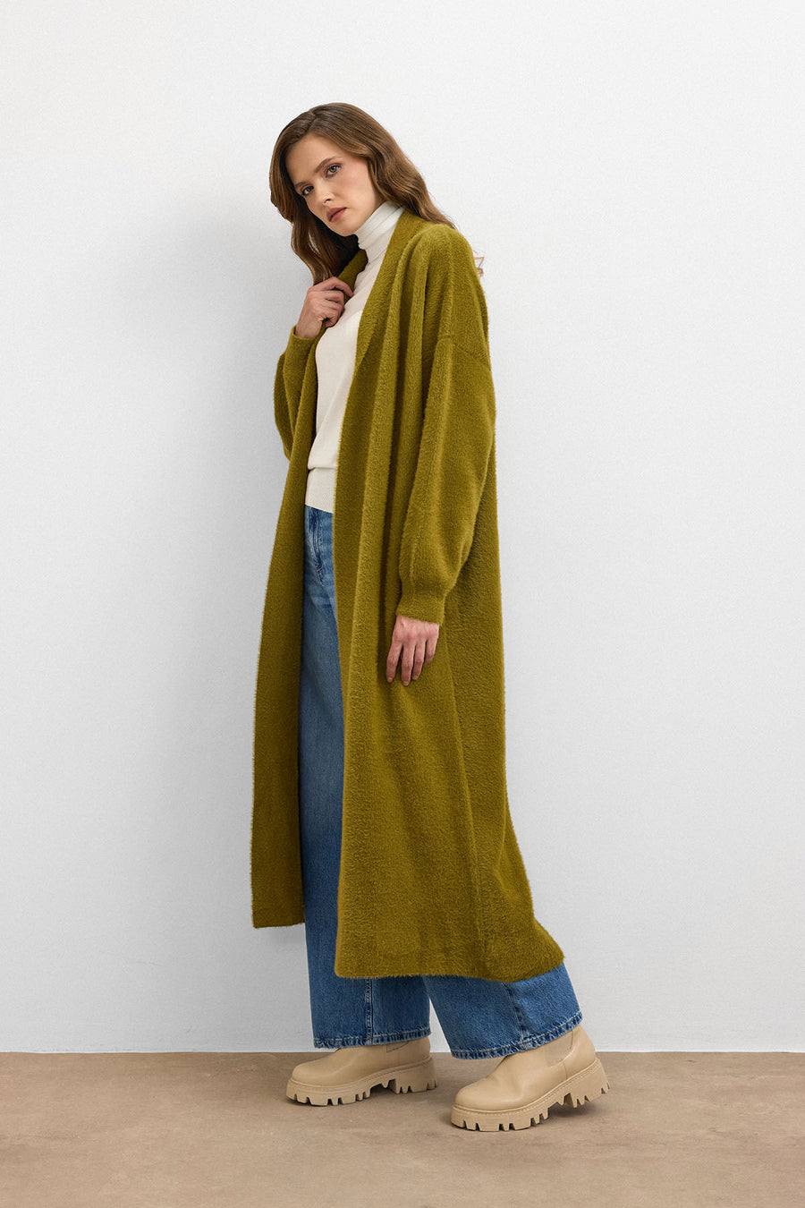 Sakal İplik Model Uzun Hırka Yağ Yeşili