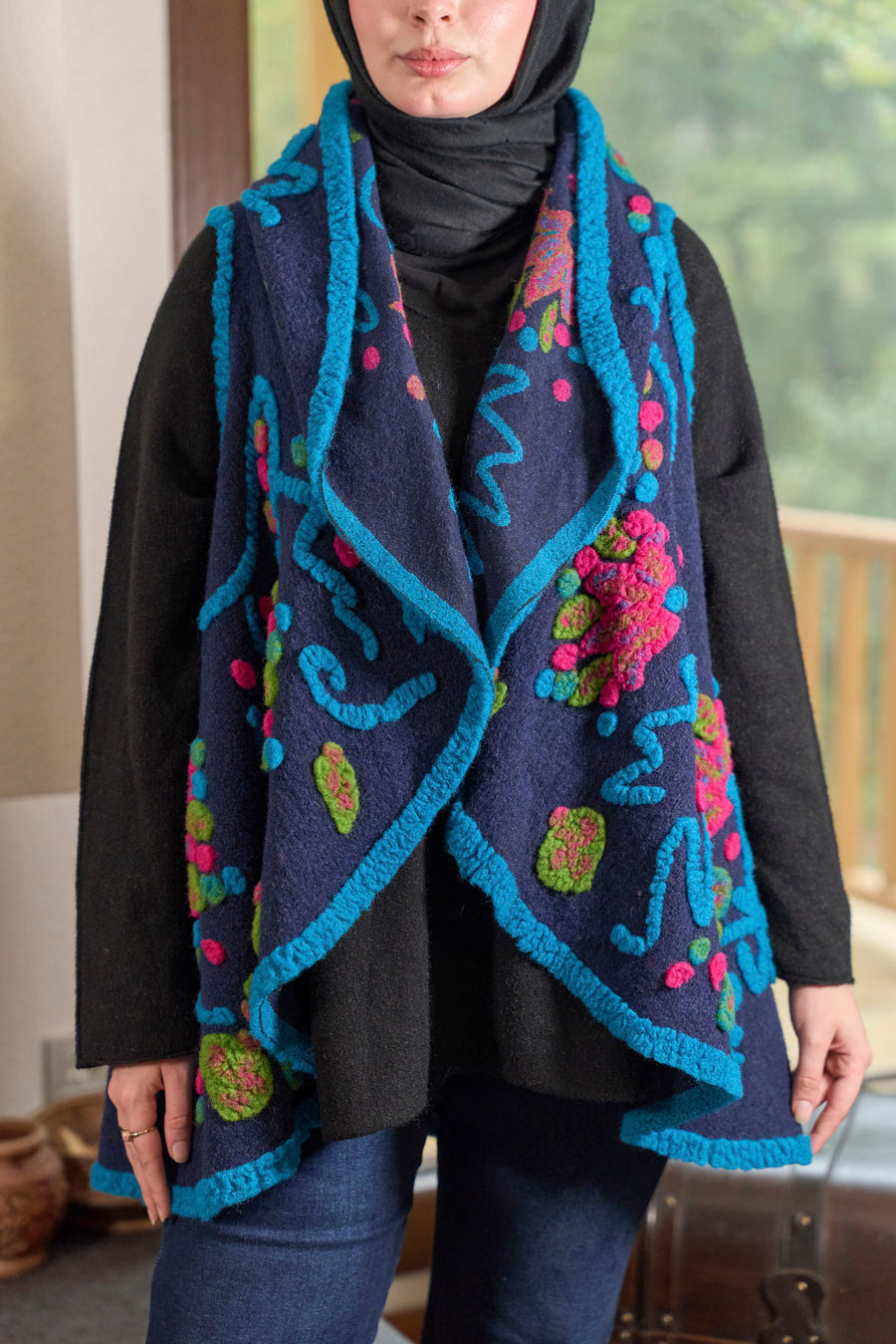 Rana Subaşı Desenli Keçe Yelek -2002