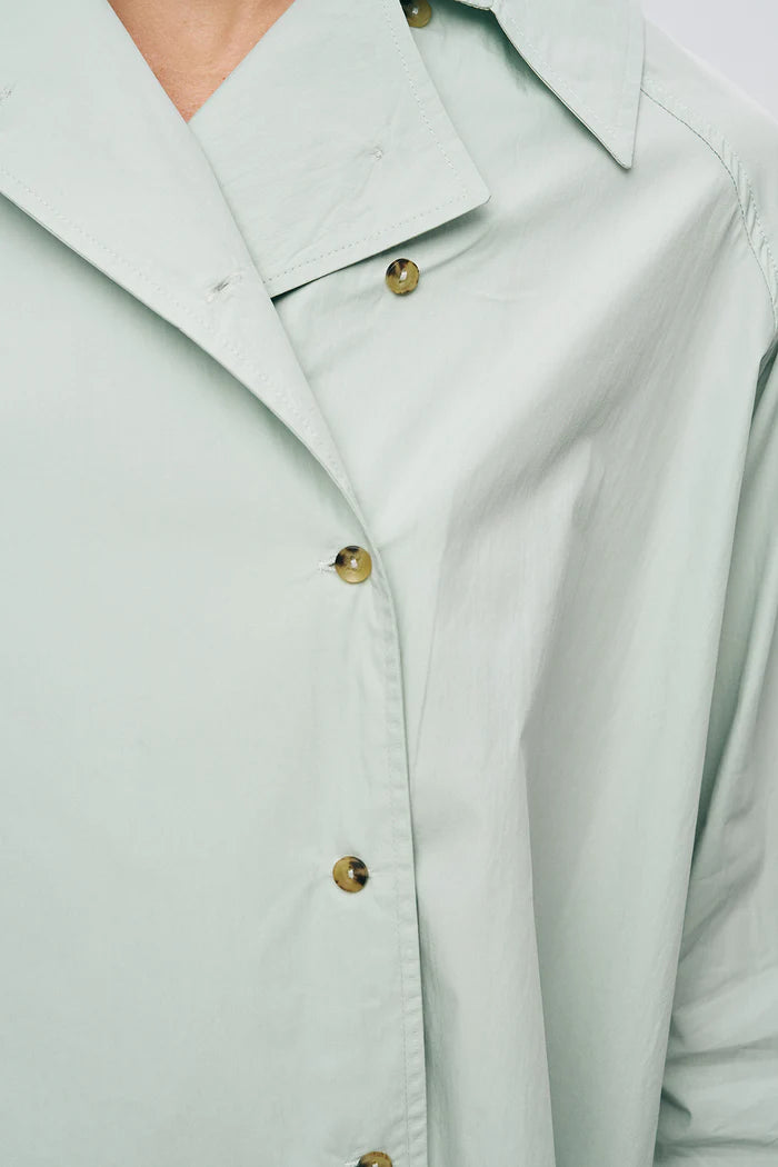 ORF-Kruvaze Görünümlü Modern Kesim Mint Gömlek