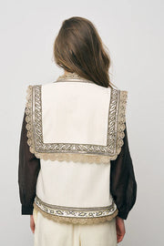 ORF-İşlemeli ve Geniş Yakalı Natur Renk Şık Yelek