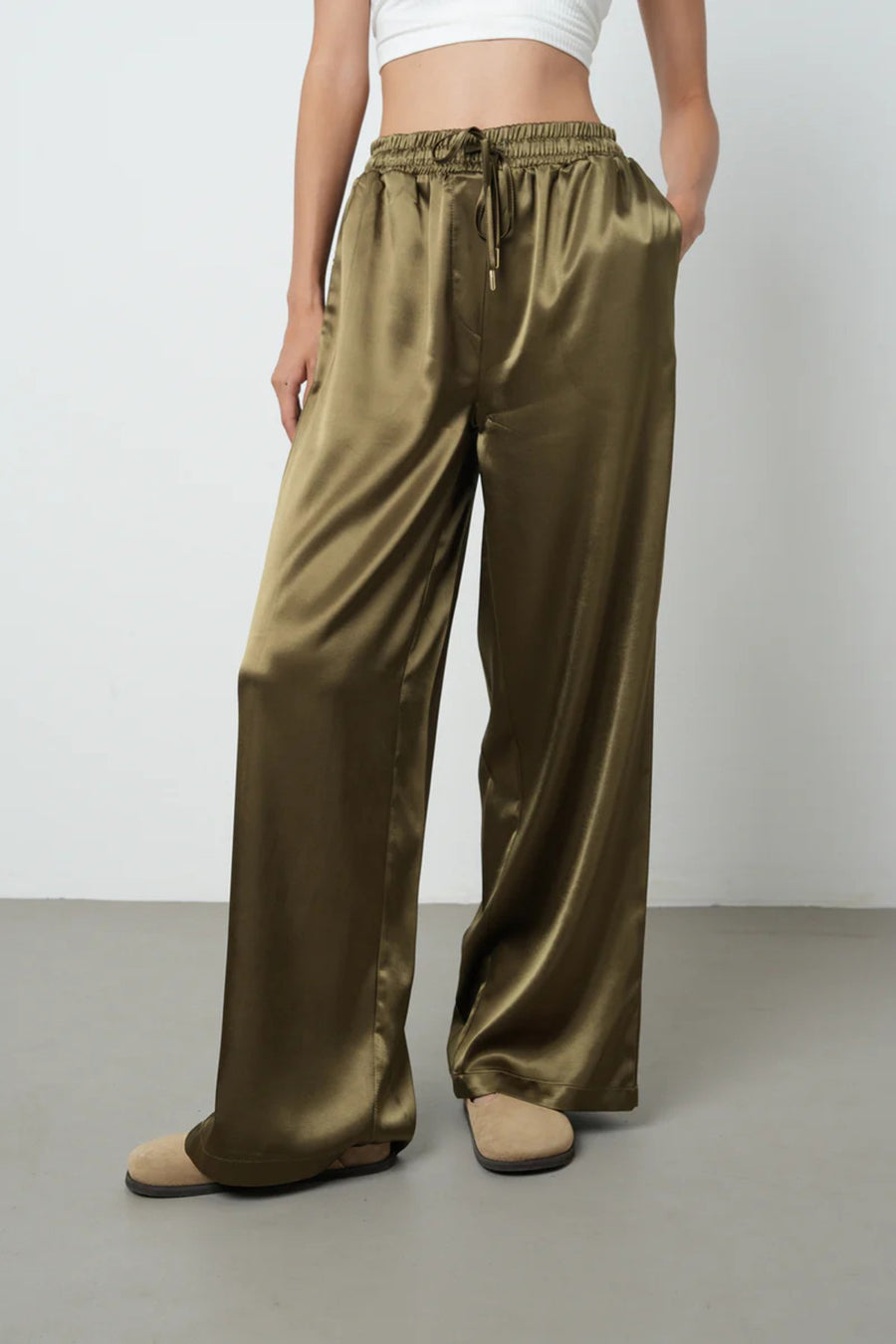 Jakarlı Bol Paça Saten Pantolon - Beli Lastikli 45286