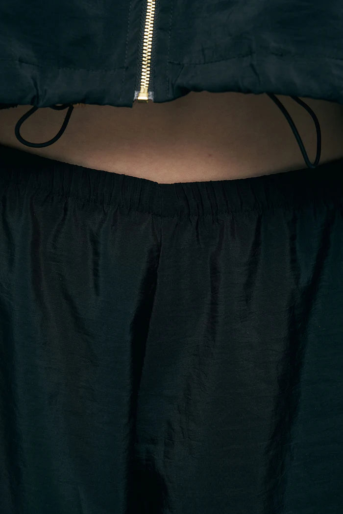 ORF-Bağlama Detaylı Lastikli Paça Siyah Pantolon