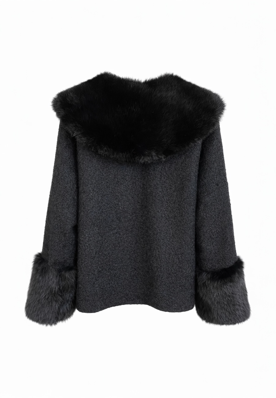 Kürk Yaka Detaylı Kısa Keçe Ceket