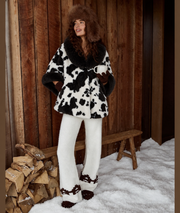 Siyah–Beyaz Desenli Kürk Detaylı Oversize Panço