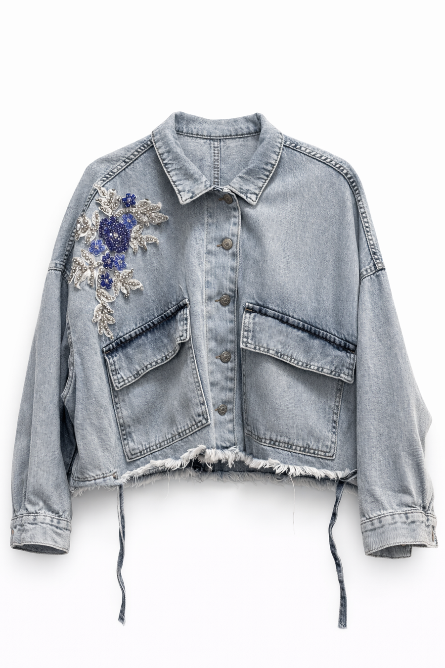 Sırt ve Ön İşlemeli Kot Ceket