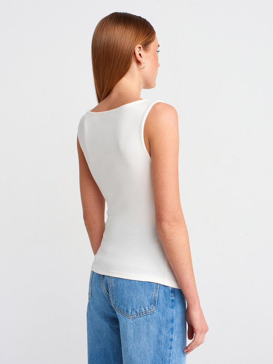 31589 Büzgülü Kayık Yaka Top-Ekru