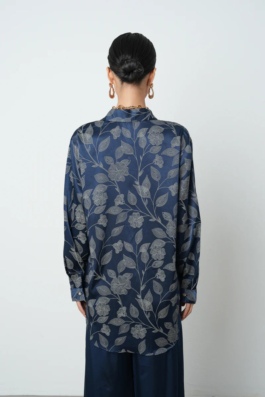 Lacivert Yaprak Desenli Oversize Kadın Gömlek - 34687