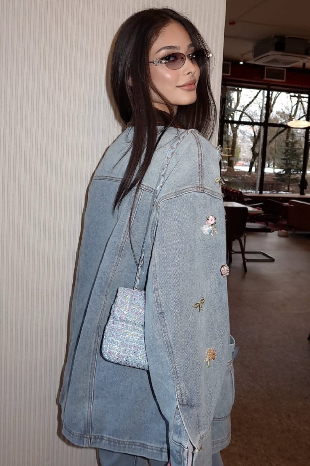 Çiçek İşlemeli Cepli Denim Ceket RS0008 | Mavi