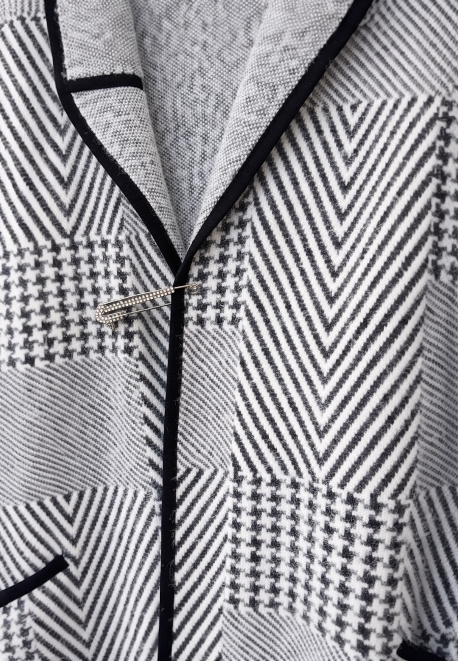 Kapşonlu Triko Panço-Beyaz