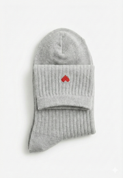 Minimal Kalp Desenli Çorap