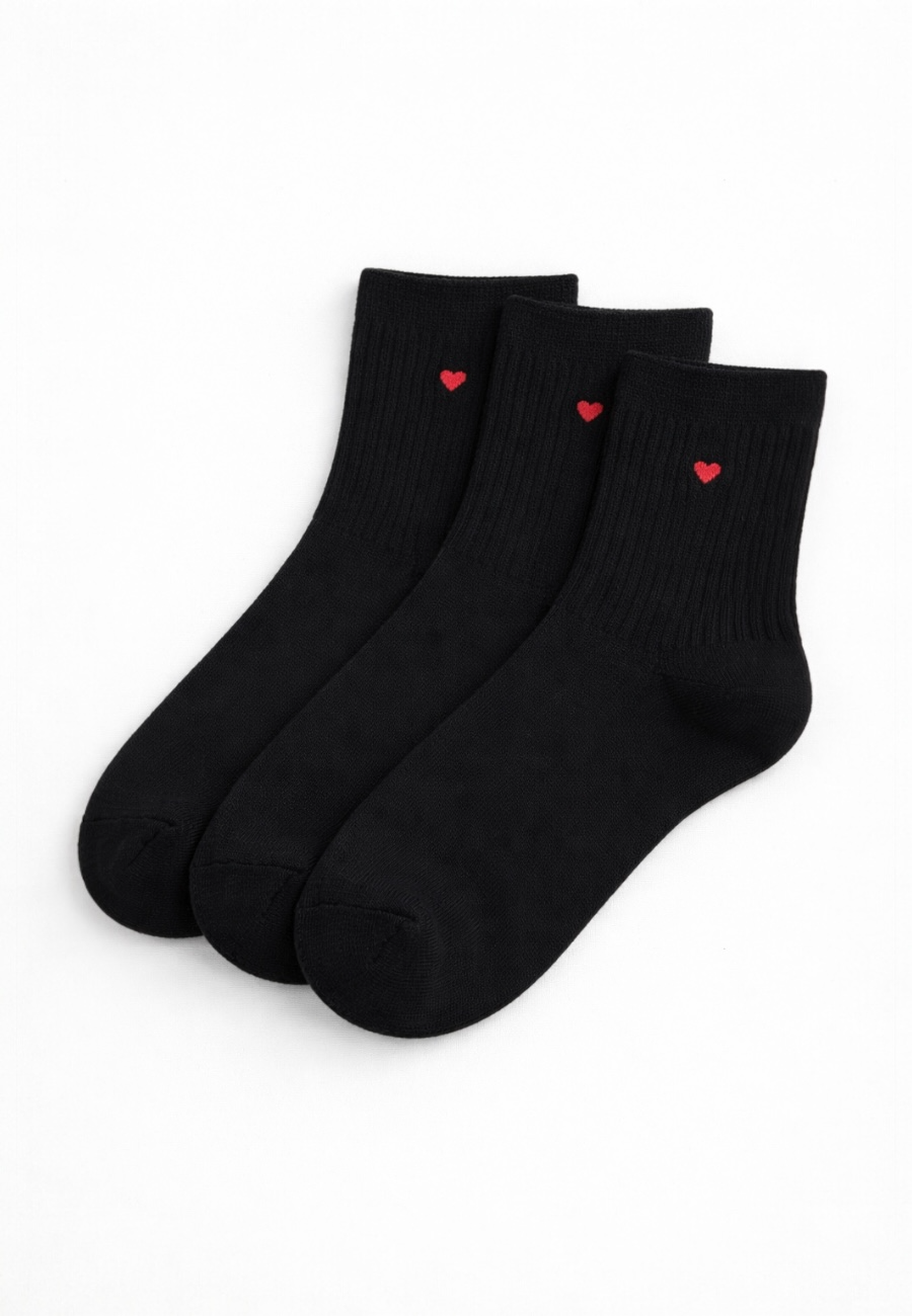 Minimal Kalp Desenli Çorap 3’lü Set