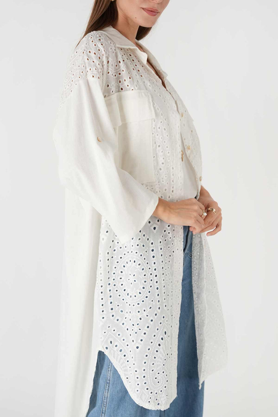 Güpür Cep Detaylı Uzun Gömlek Beyaz