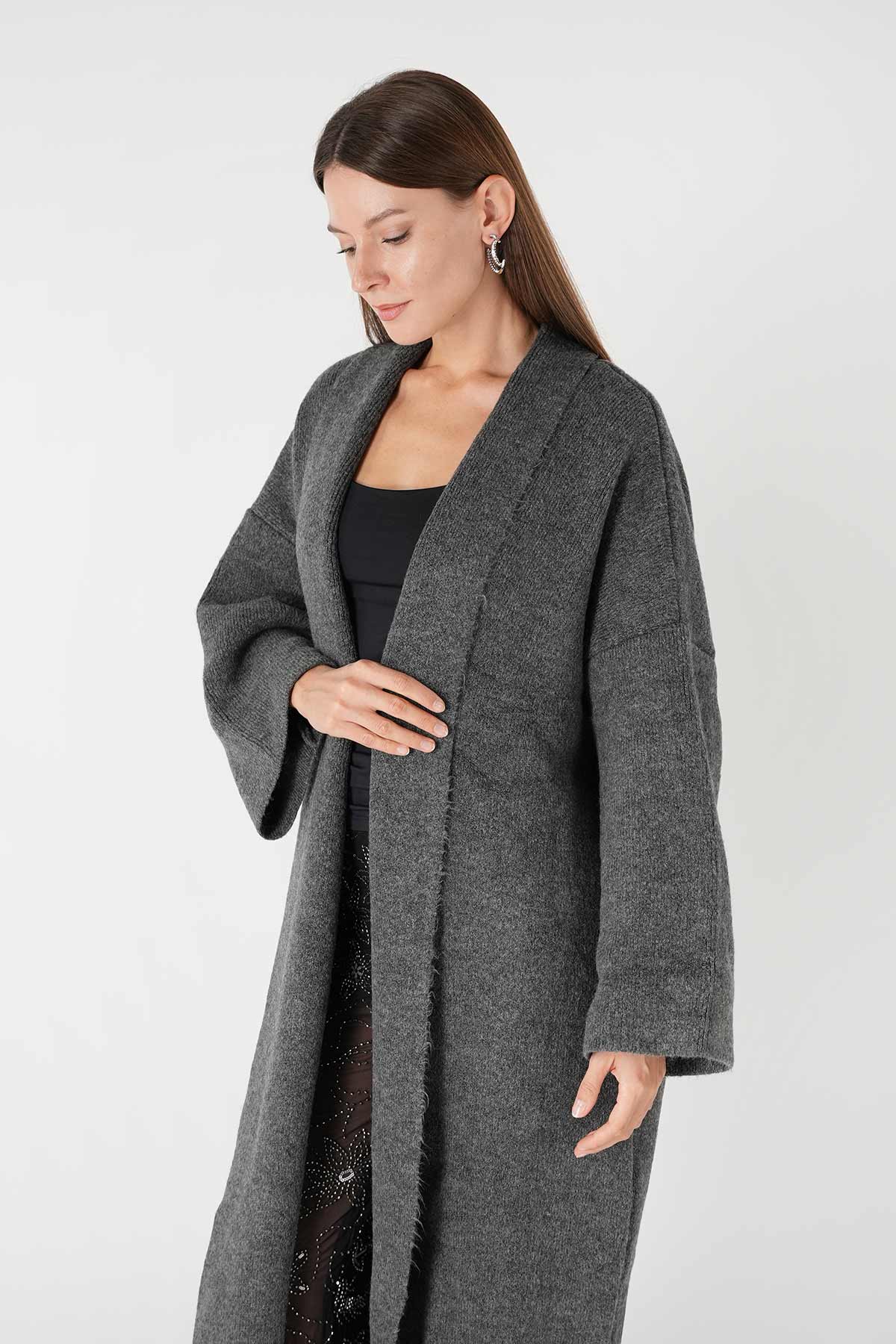 A91828 Salaş Triko Hırka Antrasit