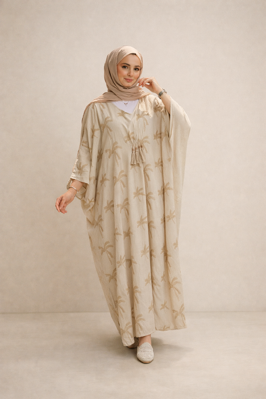 Oversize Koton Nakışlı Elbise