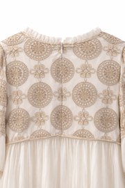 Dantel İnci İşlemeli Katlı Maksi Elbise-Krem