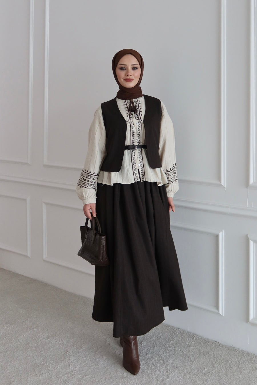 Çizgili Yelek Etekli Takım-Kahverengi