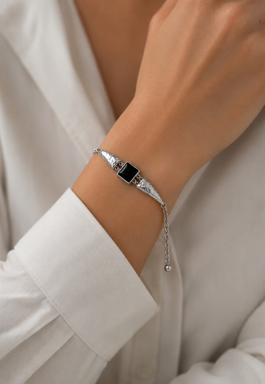 Siyah Taş Detaylı Bileklik-RS2047BLK