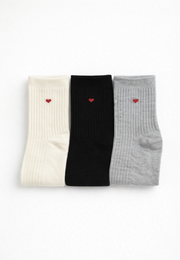 Minimal Kalp Desenli Çorap 3’lü Set