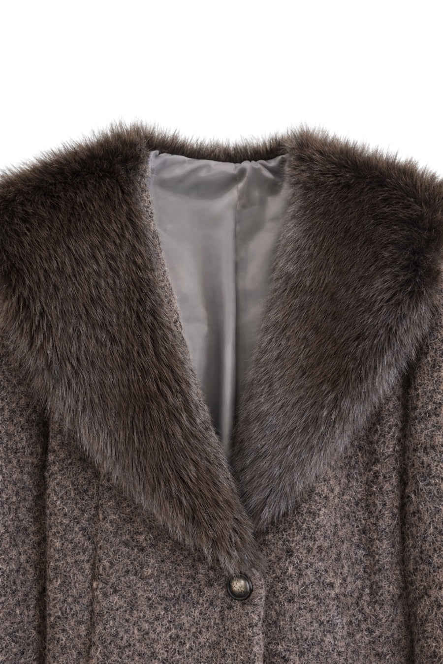 Kürk Yaka Detaylı Kısa Keçe Ceket