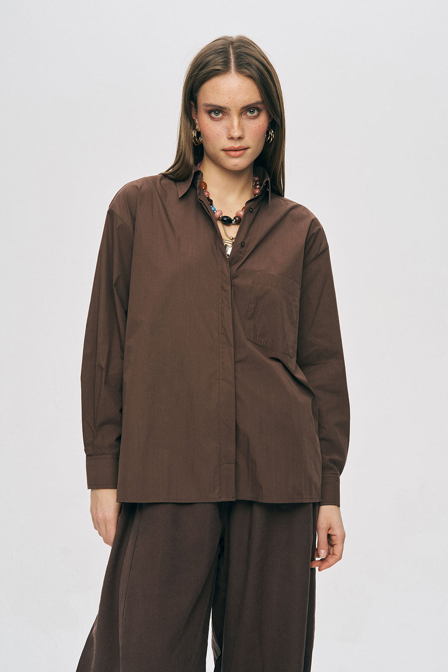 Tek Cepli Minimalist Düz Renk Gömlek Kahve-RS34794