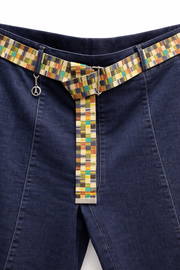Büyük Beden Renkli Kemer Detaylı Likralı Denim Pantolon