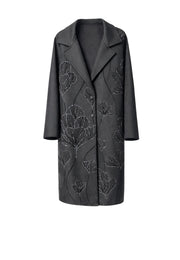 Siyah Yaprak İşlemeli Kuşaklı Kaşe Kaban