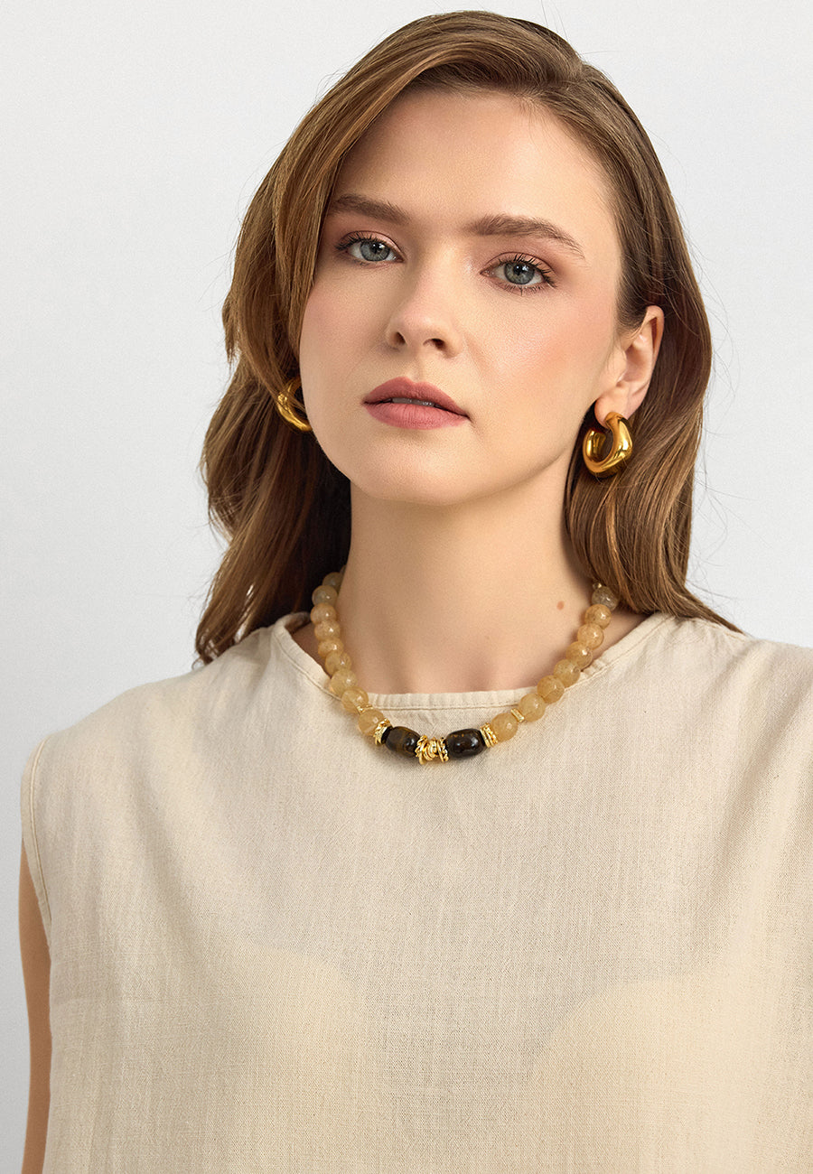 Doğal Taş Detaylı Zarif Kolye