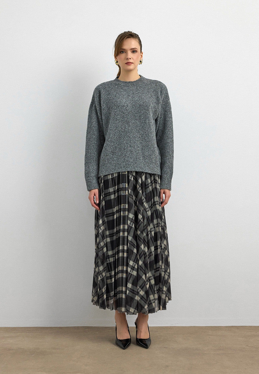 10640 Bisiklet Yaka Yumuşak Dokulu Kazak-Füme Mel.