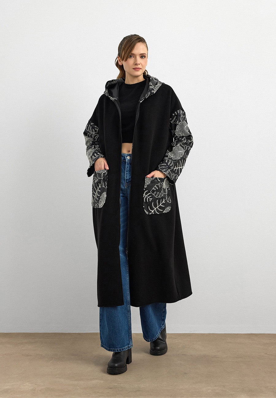 Rana Subaşı Çiçek Detaylı Kapüşonlu Kaban