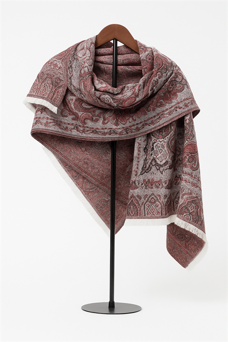 Paisley Desenli Kaşmir Şal – Kırmızı Gümüş Zarafeti
