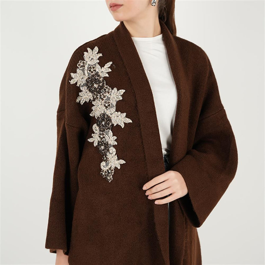 Tek Tarafı İşlemeli Triko Hırka Kahverengi