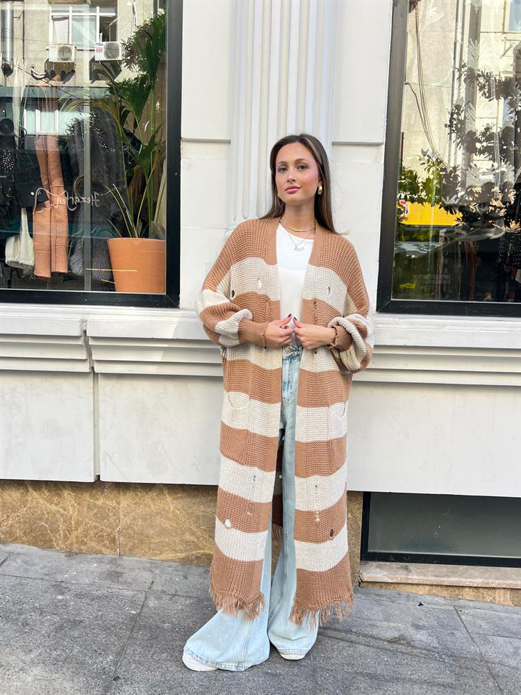 Yandan Bağcıklı Püsküllü Hırka Krem-Vizon